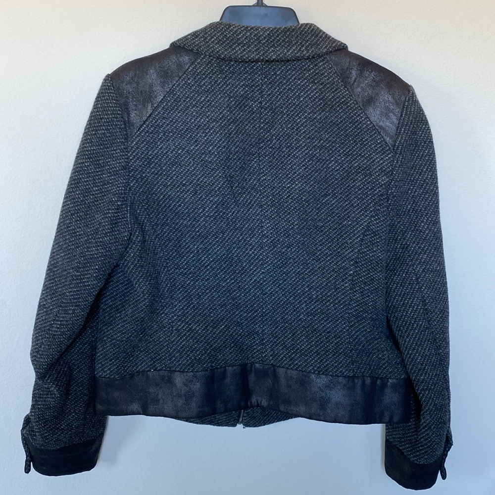 DKNY Jeans Black and Grey Jacket - Picture 7 of 7